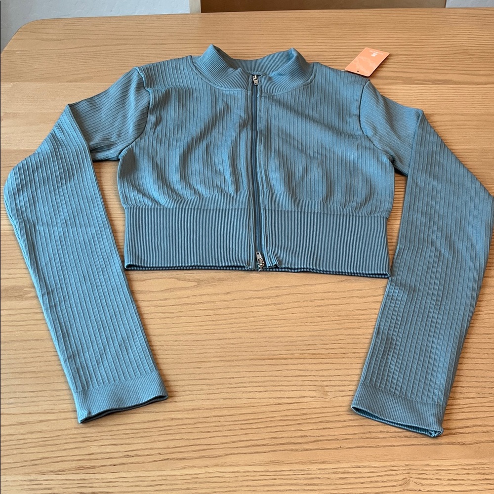 Women's Blue Ribbed Zip-Up Top Yoga set Gray Blue Size Medium